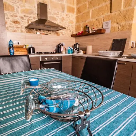 Guest house 250 Yo Tal-bambinu