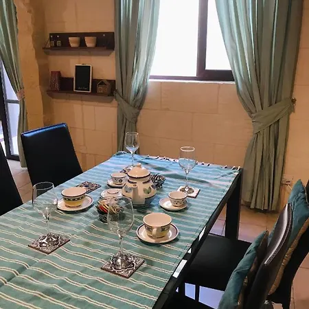 Guest house 250 Yo Tal-bambinu