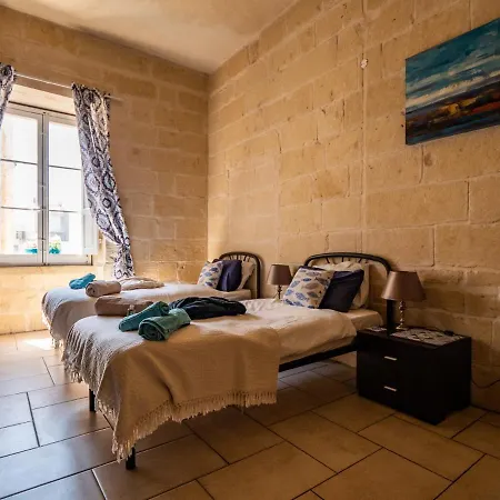 Guest house 250 Yo Tal-bambinu *