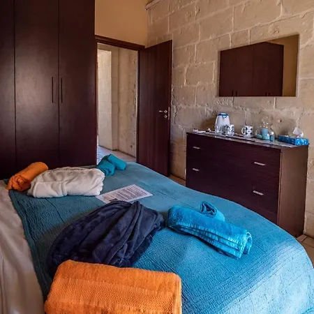 Affittacamere 250 Yo Tal-bambinu *